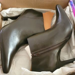 Chinese Laundry Kat Bootie